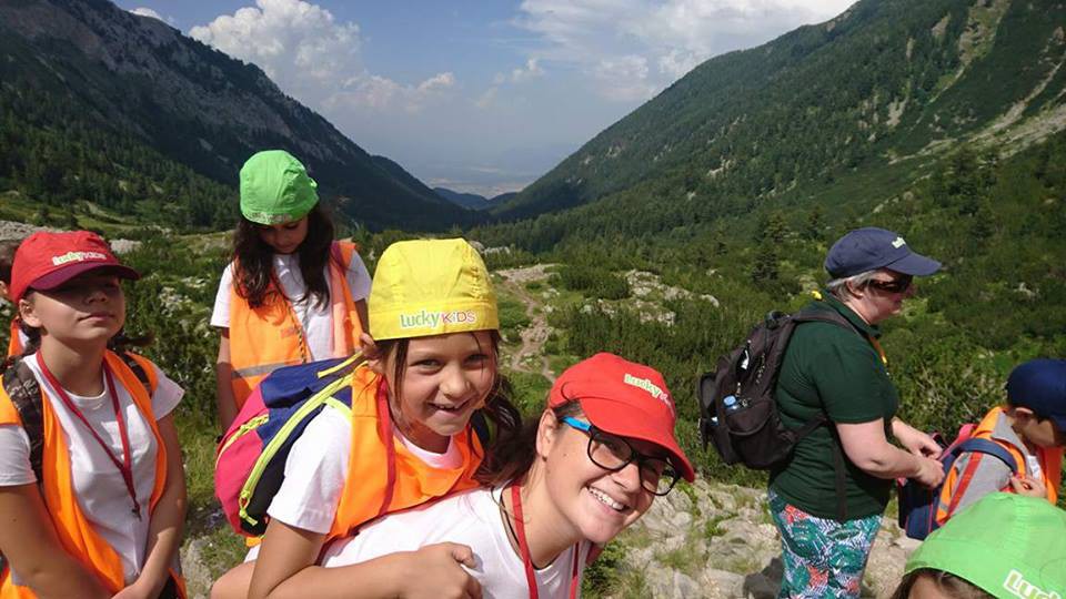 Happy children during the transition | Lucky Bansko Kids Camp